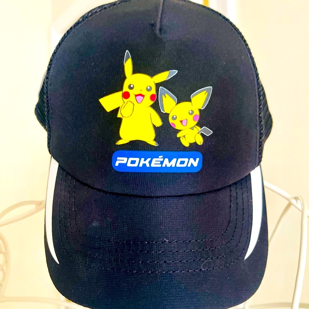 Pokemon Kids Black and Yellow kids trucker hat NWOT!